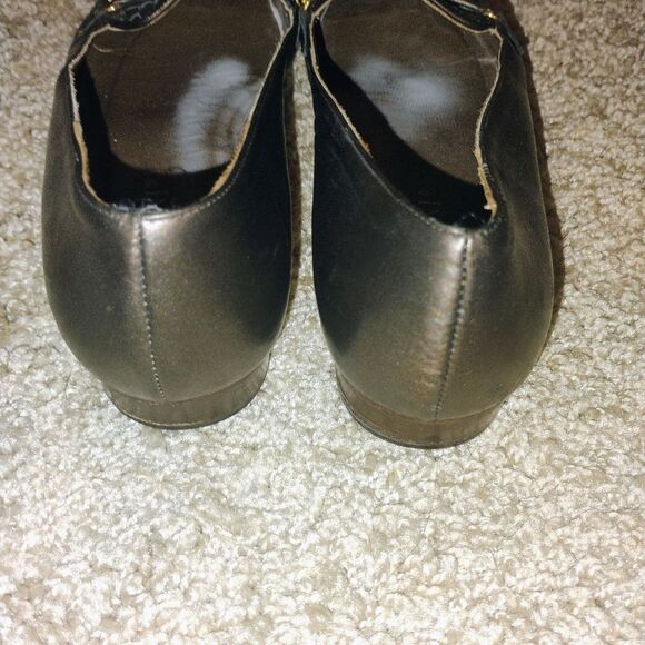 Elegant Brown Rangoni FirenzeTextured Loafers with Gold Accent - Picture 4 of 9